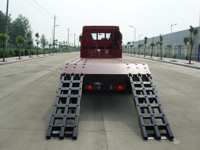 東風(fēng)特商平板運(yùn)輸車 東風(fēng)特商平板運(yùn)輸車