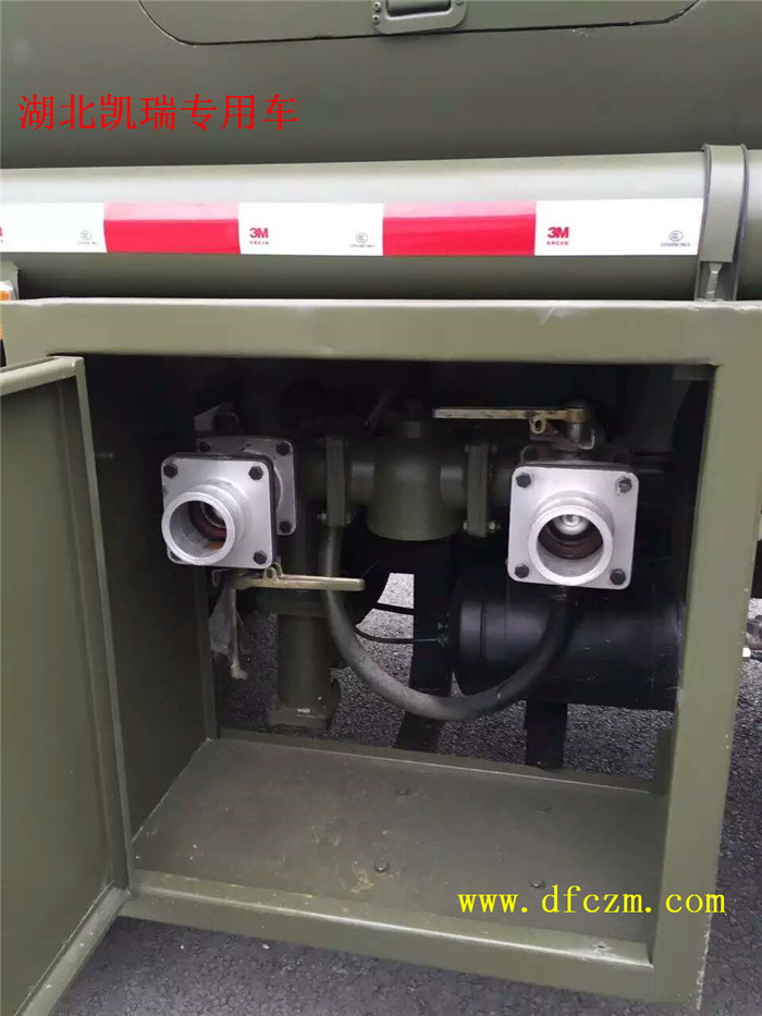 越野加油車油管接口 越野加油車油管接口