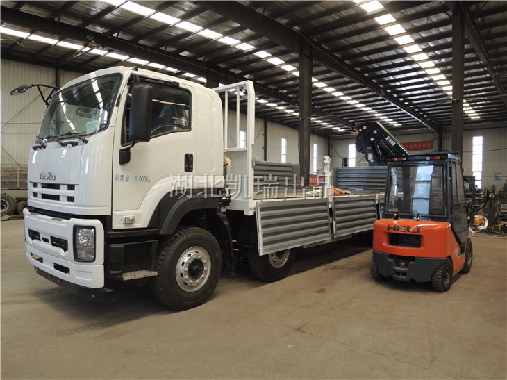 BSZ5311JJH型計量檢衡車(左) BSZ5311JJH型計量檢衡車(左)